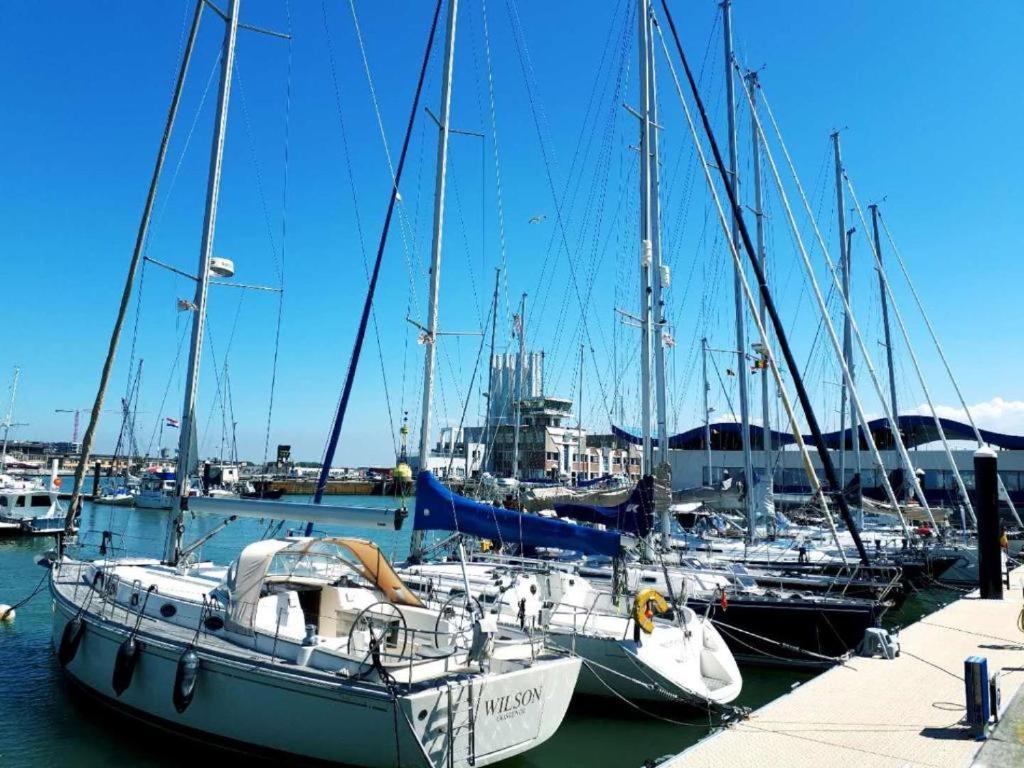Golden Beach Ostend Luaran gambar